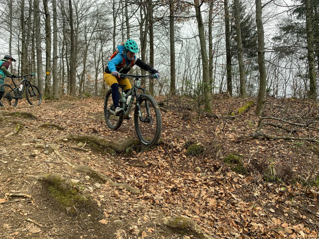 Das Gelernte wird beim Bikekurs gleich in der Praxis umgesetzt
