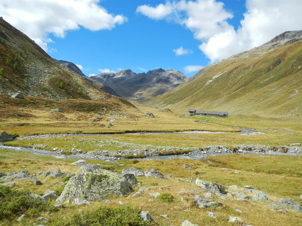Besonderes Panorama während der Biker-Tour durch das Engadin – Kurztrip ins Engadin
